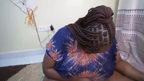 shanny_123 online show from November 20, 2025, 7:02 pm