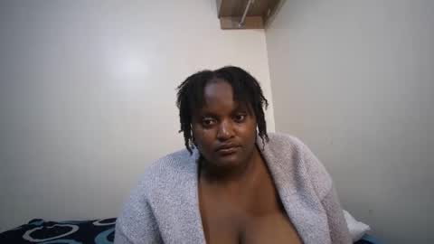 Snapshot of shanny_123 chatting on May 12, 2026, 8:00 am shanny_123 online show from May 12, 2026, 8:00 am