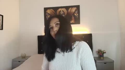 Snapshot of shanon_mature_ chatting on June 16, 2026, 7:27 pm Shanon online show from June 16, 2026, 7:27 pm