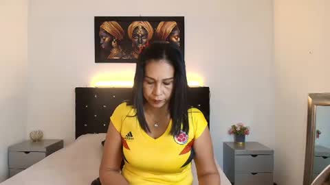 Snapshot of shanon_mature_ chatting on June 23, 2026, 7:12 pm Shanon online show from June 23, 2026, 7:12 pm