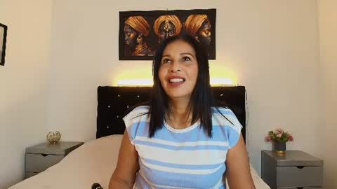 Snapshot of shanon_mature_ chatting on June 24, 2026, 7:24 pm Shanon online show from June 24, 2026, 7:24 pm