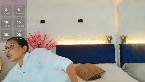 Snapshot of shanon_mature_ chatting on July 27, 2026, 9:11 pm Shanon online show from July 27, 2026, 9:11 pm
