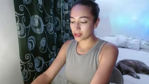 shantal_101 online show from October 9, 2025, 11:58 pm