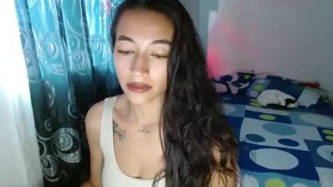 shantal_101 online show from November 25, 2025, 7:36 pm