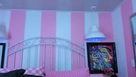 shantal_ferrer3 online show from September 30, 2025, 5:45 am