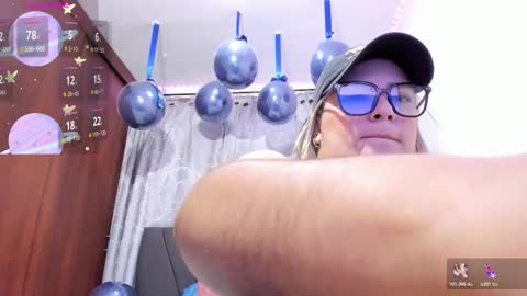 S H A N T A L  S M I T H online show from November 27, 2025, 3:52 am