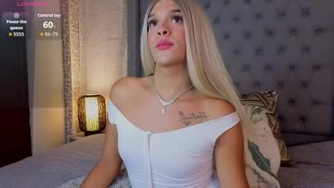 Shantal Jones online show from September 12, 2025, 9:04 pm