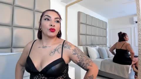 shantalltorres online show from October 10, 2025, 11:09 am