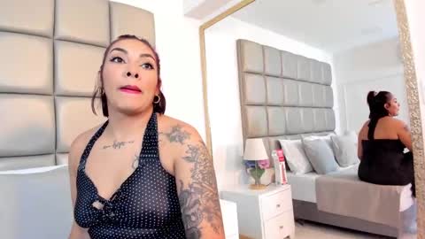shantalltorres online show from October 17, 2025, 11:02 am
