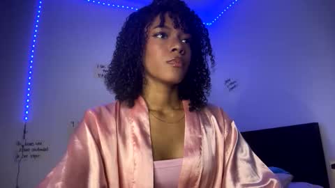 Snapshot of shantalwilliams chatting on June 1, 2026, 11:39 pm shantalwilliams online show from June 1, 2026, 11:39 pm