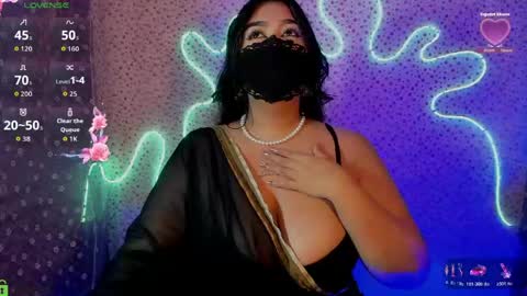 Snapshot of shantatiaree chatting on May 1, 2026, 7:57 am SHANTAL online show from May 1, 2026, 7:57 am