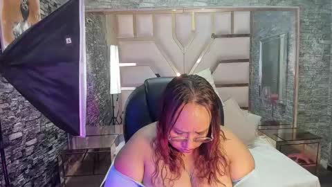 Shara Oz online show from March 22, 2026, 2:48 am