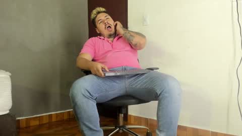 jhon deibyd online show from December 18, 2024, 6:53 am