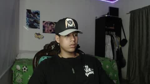 Snapshot of sharky_g chatting on December 31, 2024, 1:19 pm Frqnko online show from December 31, 2024, 1:19 pm