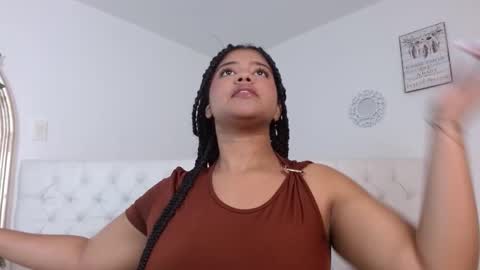 Sharlot online show from January 6, 2026, 1:59 pm