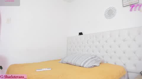 Sharlot online show from February 5, 2026, 12:21 pm