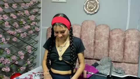 Snapshot of sharlotsh1 chatting on July 11, 2026, 5:10 am sharlotsh1 online show from July 11, 2026, 5:10 am