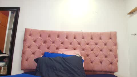 Sharlott online show from December 31, 2024, 12:15 pm