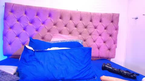 Sharlott online show from January 30, 2025, 2:58 pm