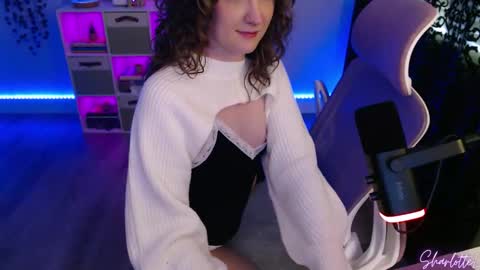 Snapshot of sharlottel chatting on March 20, 2026, 10:47 pm SharlotteL online show from March 20, 2026, 10:47 pm