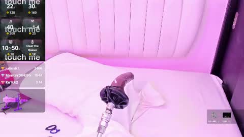 sharlotthe_bigass online show from July 12, 2026, 12:23 am
