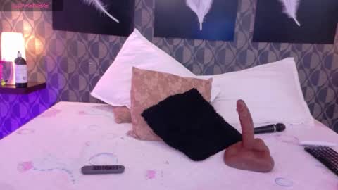 Sharom  online show from January 25, 2025, 8:21 pm