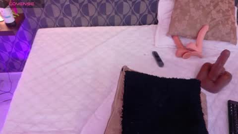 Sharom  online show from January 30, 2025, 11:02 pm