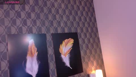 Sharom  online show from February 18, 2025, 9:20 pm