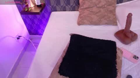 Sharom  online show from March 4, 2025, 4:30 pm