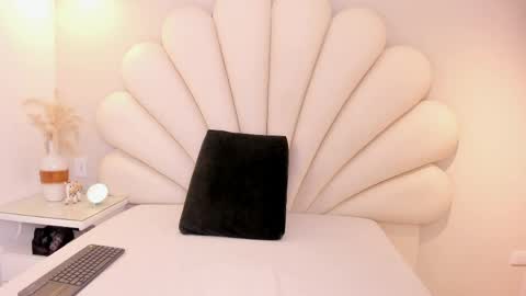 sharon  fire online show from April 25, 2026, 11:57 am