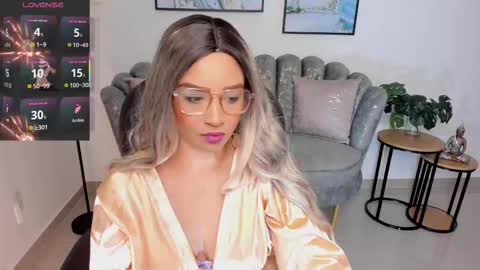 sharon_breezee online show from October 14, 2025, 4:24 am