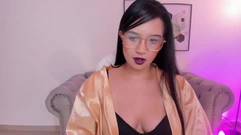 sharon_breezee online show from November 21, 2025, 4:33 am