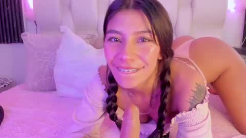 Snapshot of sharon_justin_ chatting on April 29, 2026, 6:47 pm Sharon online show from April 29, 2026, 6:47 pm