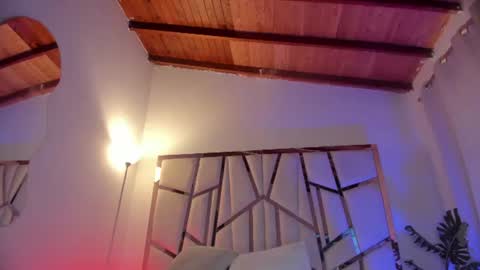 Snapshot of sharon_skiinny chatting on July 22, 2026, 1:47 pm Sharon online show from July 22, 2026, 1:47 pm
