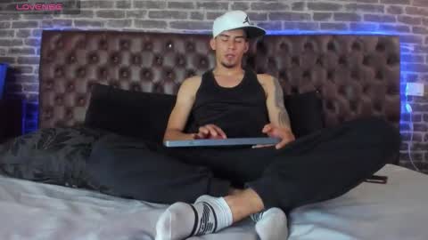 Snapshot of sharon_tyga20 chatting on November 24, 2025, 2:55 am Sharon Tyga online show from November 24, 2025, 2:55 am