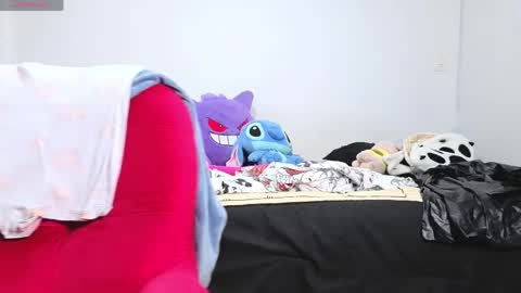 kitsune online show from April 15, 2026, 9:05 am