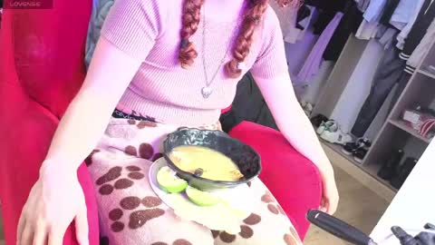 kitsune online show from April 18, 2026, 3:05 pm