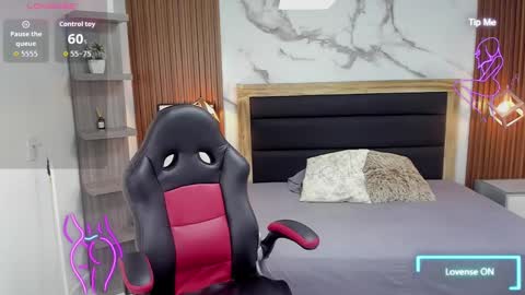 M A G N O  online show from November 11, 2025, 1:44 pm