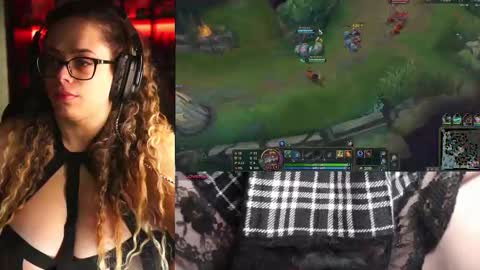 sharonurb3x online show from March 24, 2026, 9:58 am