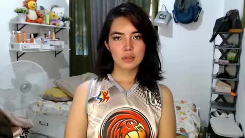Snapshot of shasha_carreon chatting on November 25, 2025, 1:49 am shasha online show from November 25, 2025, 1:49 am