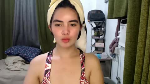 Snapshot of shasha_carreon chatting on March 13, 2026, 3:29 pm shasha online show from March 13, 2026, 3:29 pm