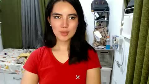 Snapshot of shasha_carreon chatting on April 13, 2026, 12:32 pm shasha online show from April 13, 2026, 12:32 pm