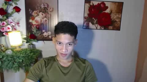 Snapshot of shawn_cole chatting on May 7, 2026, 2:11 pm shawn_cole online show from May 7, 2026, 2:11 pm