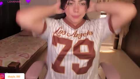 dalila online show from October 17, 2025, 4:26 am