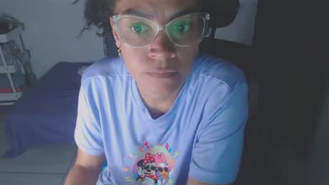 Shayna online show from February 11, 2025, 9:31 am