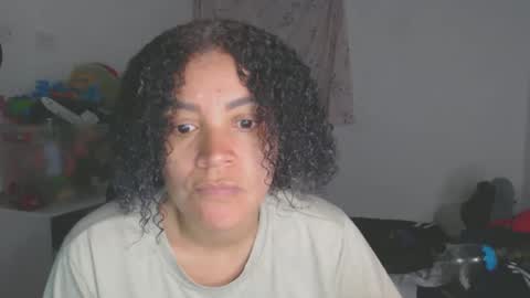 Shayna online show from September 22, 2025, 1:07 am