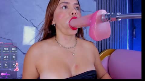 shayra_boobs2 online show from February 6, 2026, 10:29 am