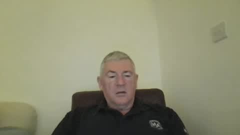 she52 online show from December 18, 2025, 3:51 pm