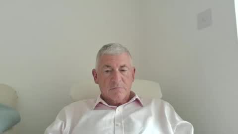 Snapshot of she52 chatting on June 22, 2026, 2:03 pm she52 online show from June 22, 2026, 2:03 pm
