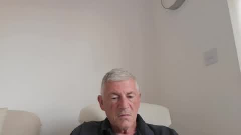 Snapshot of she52 chatting on July 7, 2026, 3:05 pm she52 online show from July 7, 2026, 3:05 pm